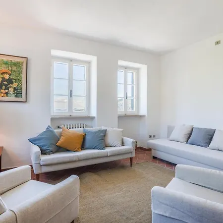 Stunning In Marciana * مارتْشانا مارينا