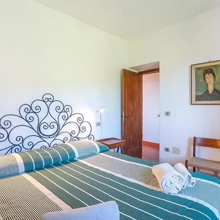 3 Bedroom Stunning In Marciana *