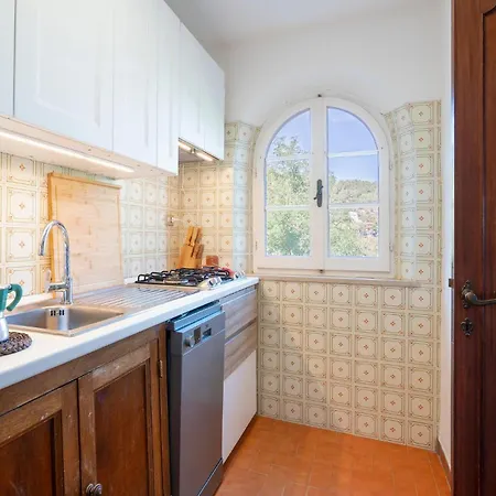 Stunning In Marciana 度假居 *